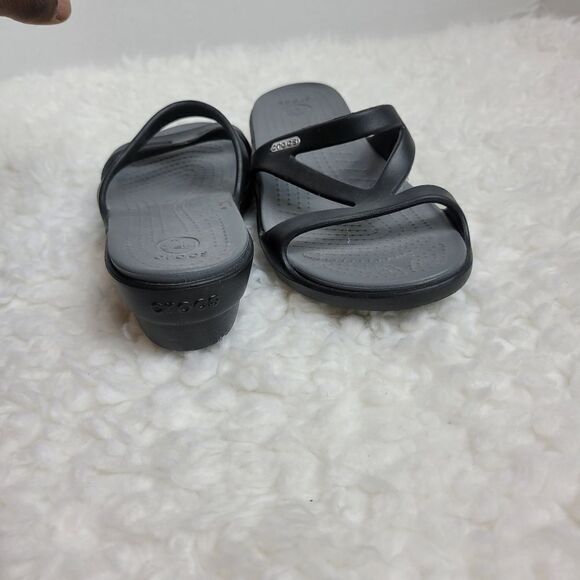 Crocs Hilga Womens Sandals Size 6 Wedges with Padded Footbed - Picture 8 of 9
